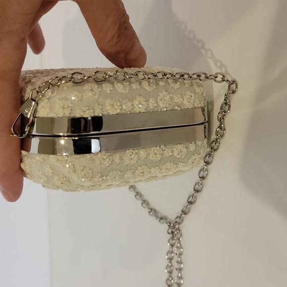 Sequin Clutch with Detachable Chain - Picture 8 of 10